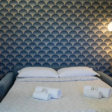 Apartment Casa Bella 16 - 8 Min To Metro, 15 Min To Lin Airport, Area *