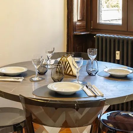 Apartment Casa Bella 16 - 8 Min To Metro, 15 Min To Lin Airport, Area Milan