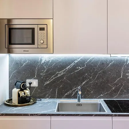 Casa Bella 16 - 8 Min To Metro, 15 Min To Lin Airport, Area Apartment *