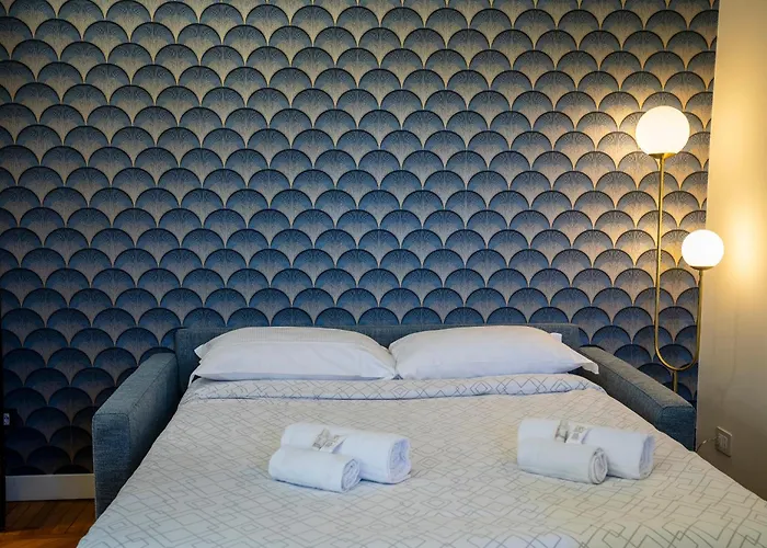 Apartment Casa Bella 16 - 8 Min To Metro, 15 Min To Lin Airport, Area *