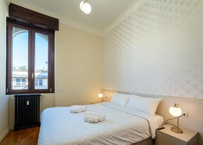 Apartment Casa Bella 16 - 8 Min To Metro, 15 Min To Lin Airport, Area