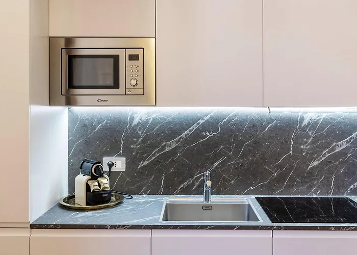 Casa Bella 16 - 8 Min To Metro, 15 Min To Lin Airport, Area Apartment *